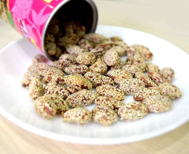 Hanh-nhan-mat-ong-me